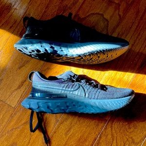 All Black Nike Infinity Flyknit NEW